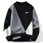 Men's New Trendy Color-Blocked Warm Sweater